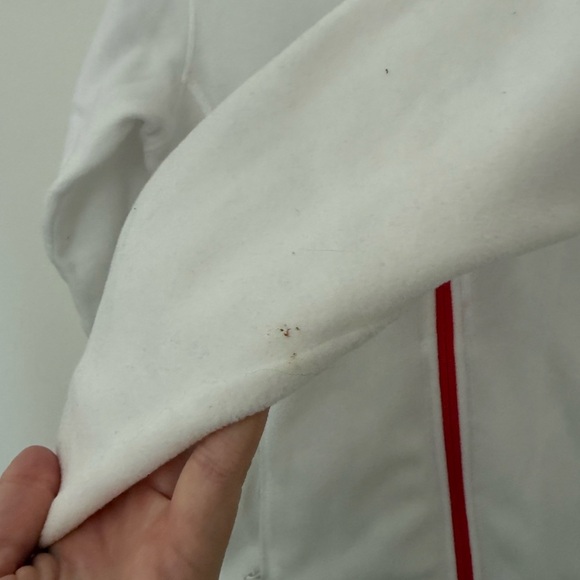 Helly Hansen White Sweater with Red Accents - Picture 5 of 9